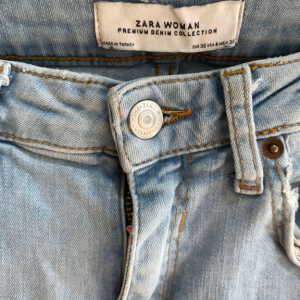 Pantalón , Zara jeans , talla 36