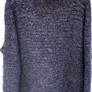 Sweater azul largo cuello alto, sin marca, talla M/L